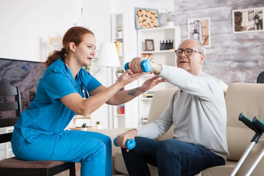 Fisioterapia para idoso em casa